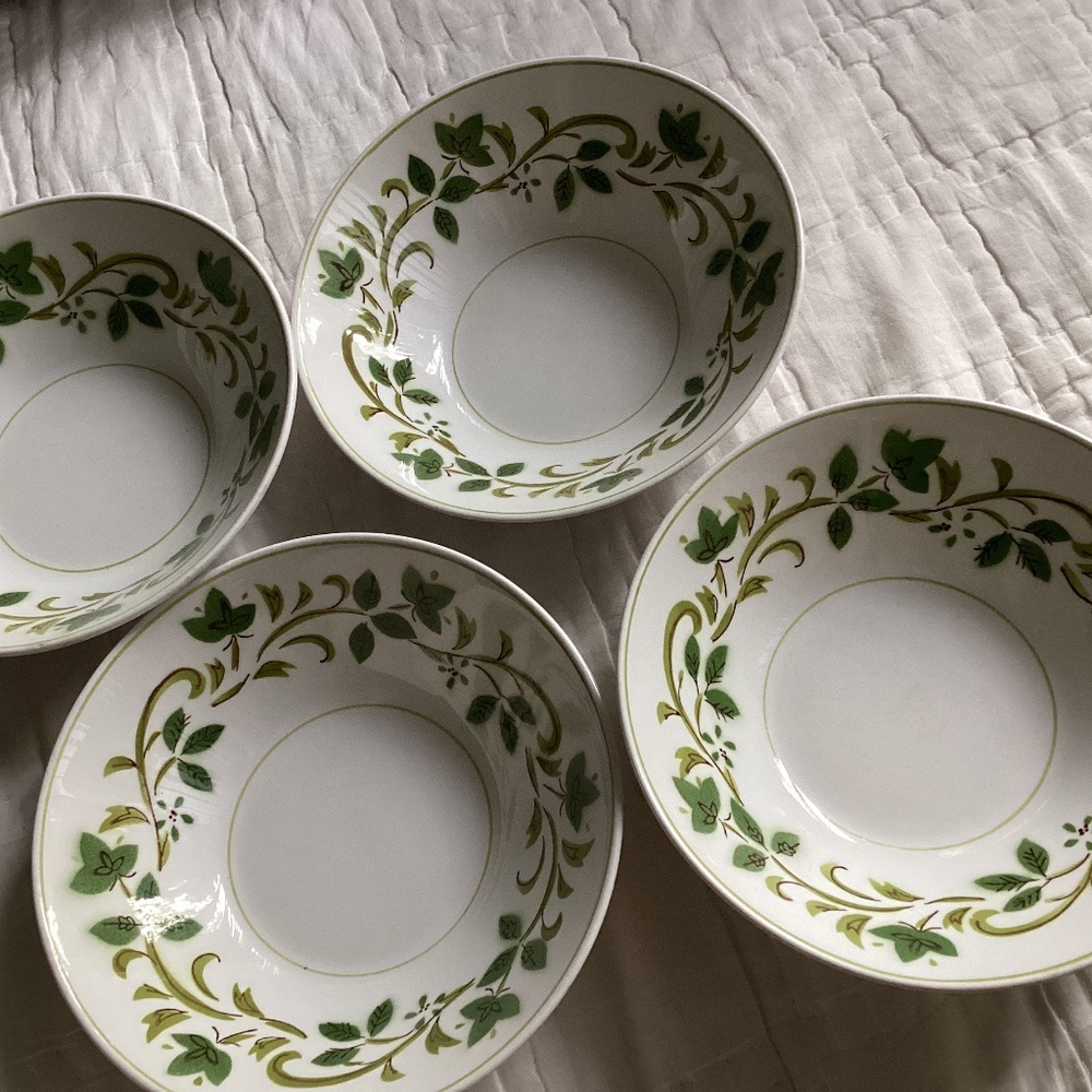 SET OF 4 VINTAGE MIKASA CERA-STONE ‘GREEN SWIRL’ SOUP/CEREAL BOWLS
